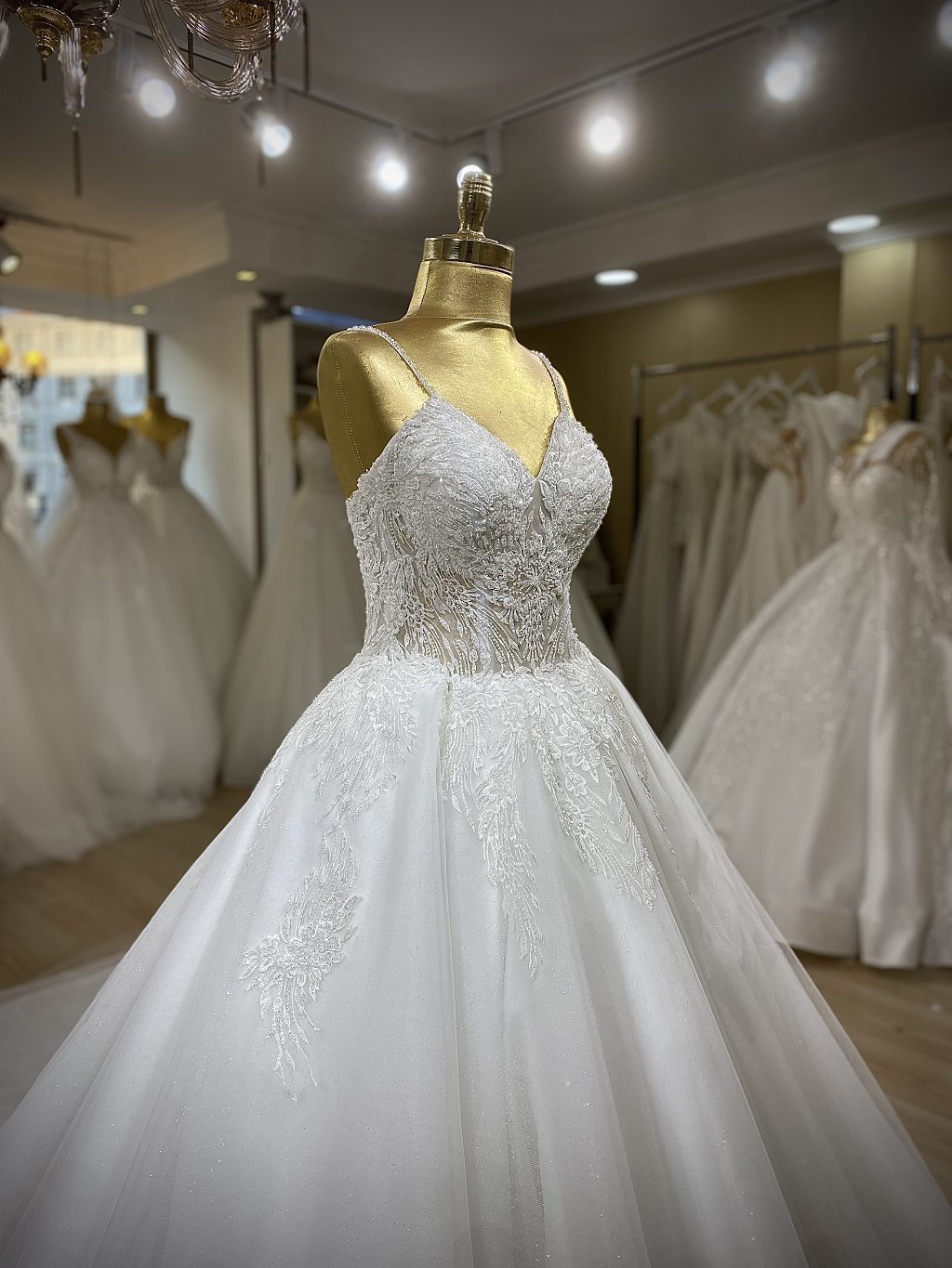 Amaris - wholesale wedding dress - detail