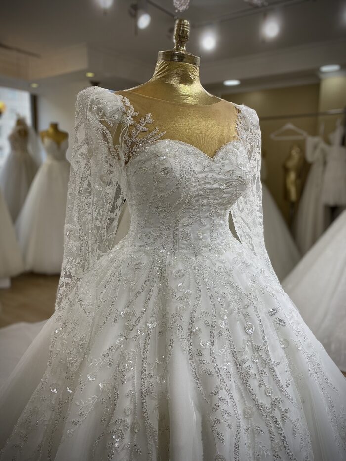 Mila - wholesale wedding dress - side