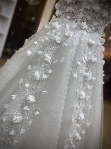 Katanya - Wholesale 3D Lace Wedding Dress - detail