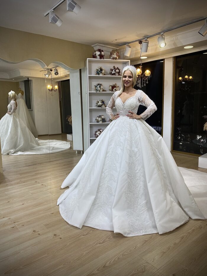 Palermo - Wholesale Princess Wedding Dress - front full
